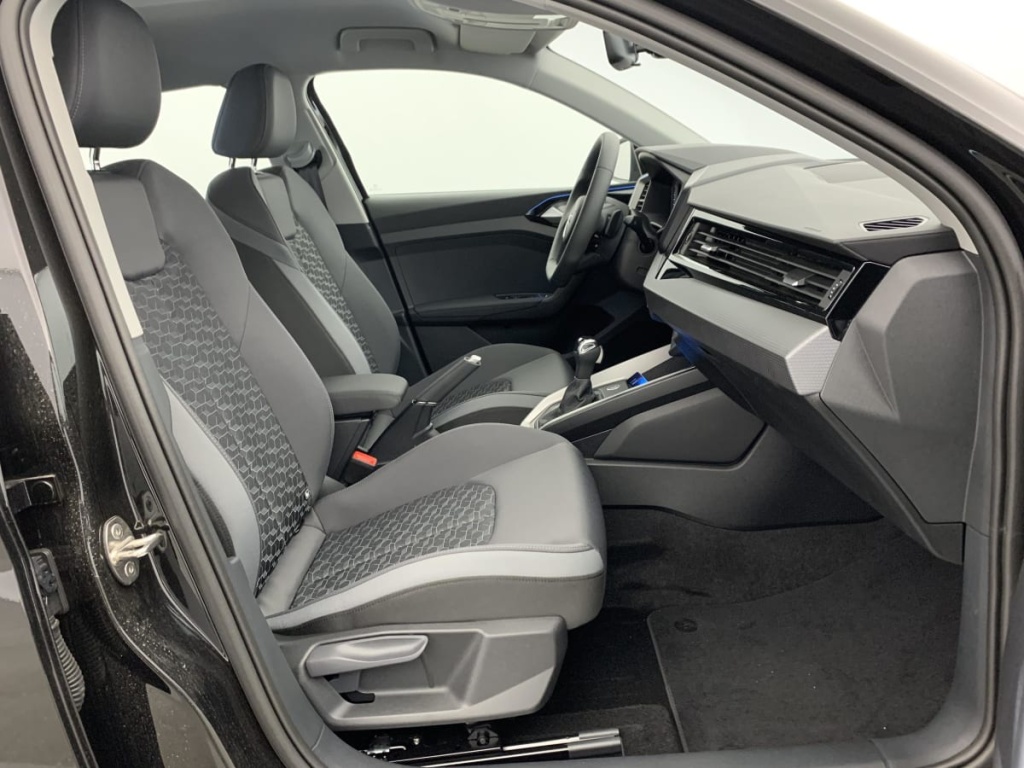 AUDI A1 Sportback 30 TFSI 116 ch S tronic 7 Design - ref: 1-361091 - Photo 9