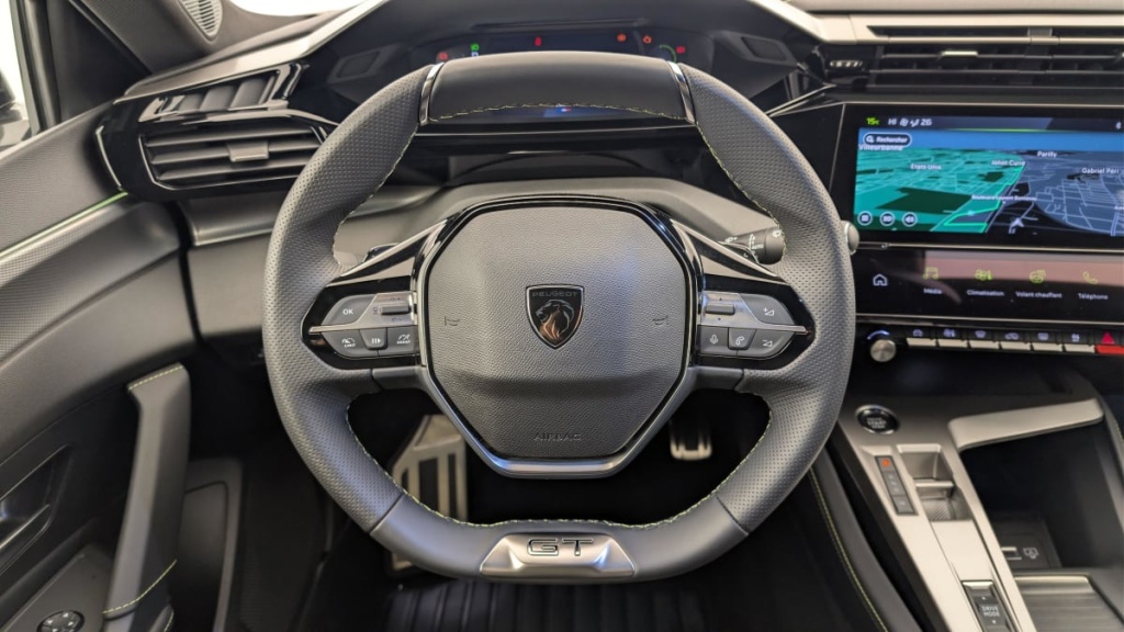 PEUGEOT 408 Hybrid 145 e-DCS6 GT - ref: 1-361106 - Photo 14