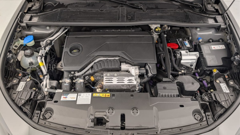 PEUGEOT 408 Hybrid 145 e-DCS6 GT - ref: 1-361114 - Photo 20