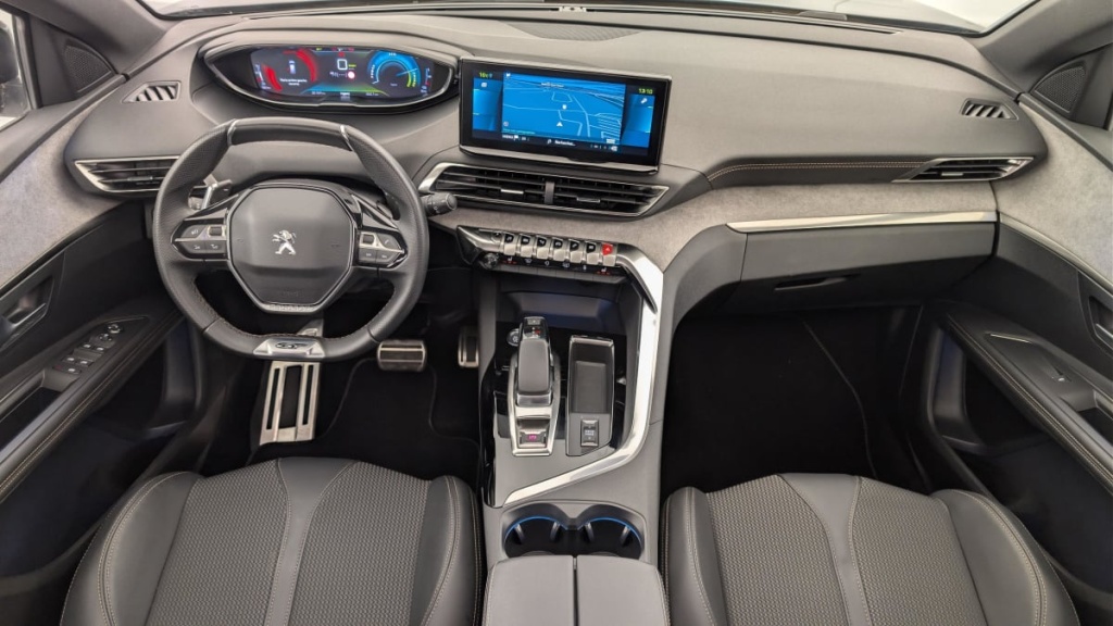 PEUGEOT 3008 Hybrid 225 e-EAT8 GT - ref: 1-361116 - Photo 12