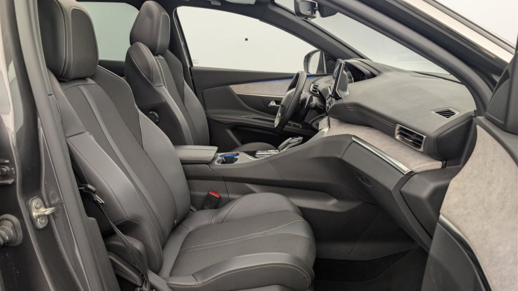 PEUGEOT 3008 Hybrid 225 e-EAT8 GT - ref: 1-361117 - Photo 9