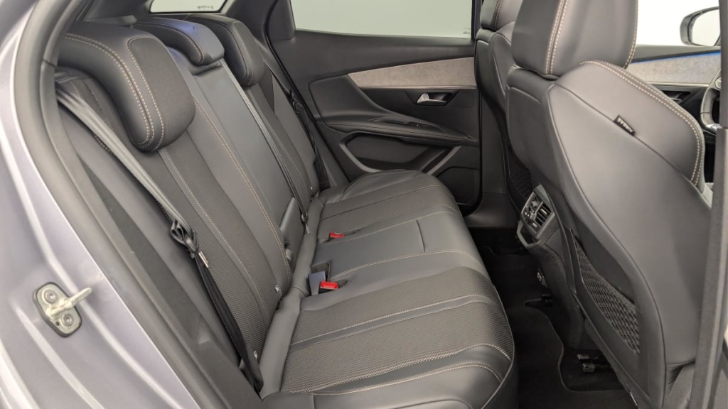 PEUGEOT 3008 Hybrid 225 e-EAT8 GT - ref: 1-361118 - Photo 10