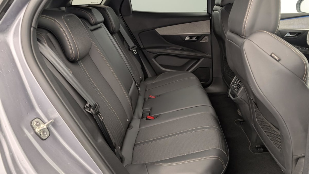 PEUGEOT 3008 Hybrid 136 e-DCS6 GT - ref: 1-361272 - Photo 10