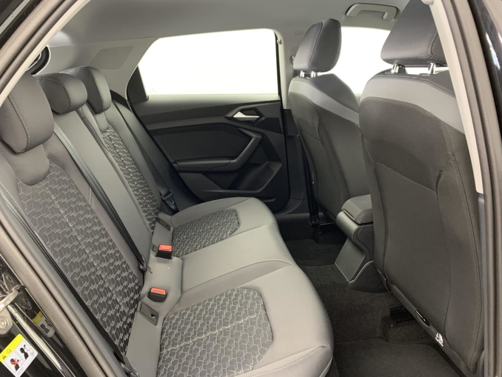 AUDI A1 Sportback 30 TFSI 116 ch BVM6 Design - ref: 1-361402 - Photo 10