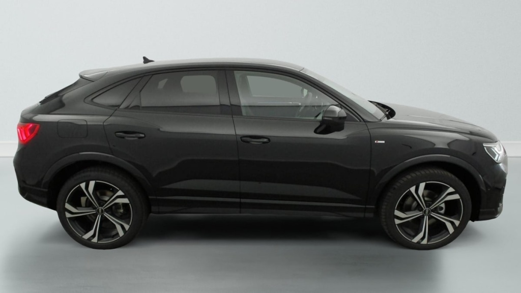 AUDI Q3 Sportback 35 TDI 150 ch S tronic 7 S line plus - ref: 1-361407 - Photo 8