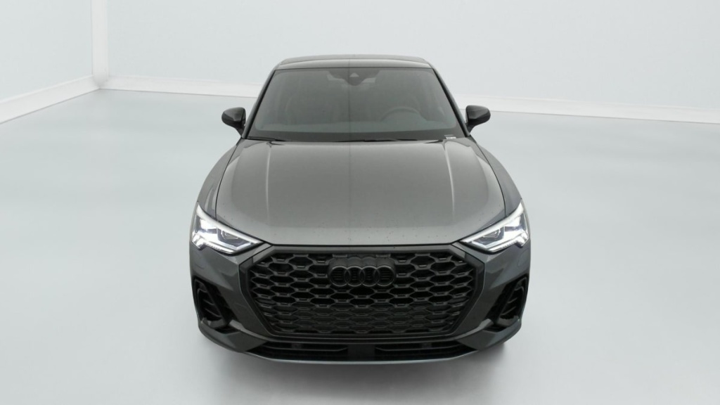 AUDI Q3 Sportback 35 TDI 150 ch S tronic 7 S line plus - ref: 1-361413 - Photo 2