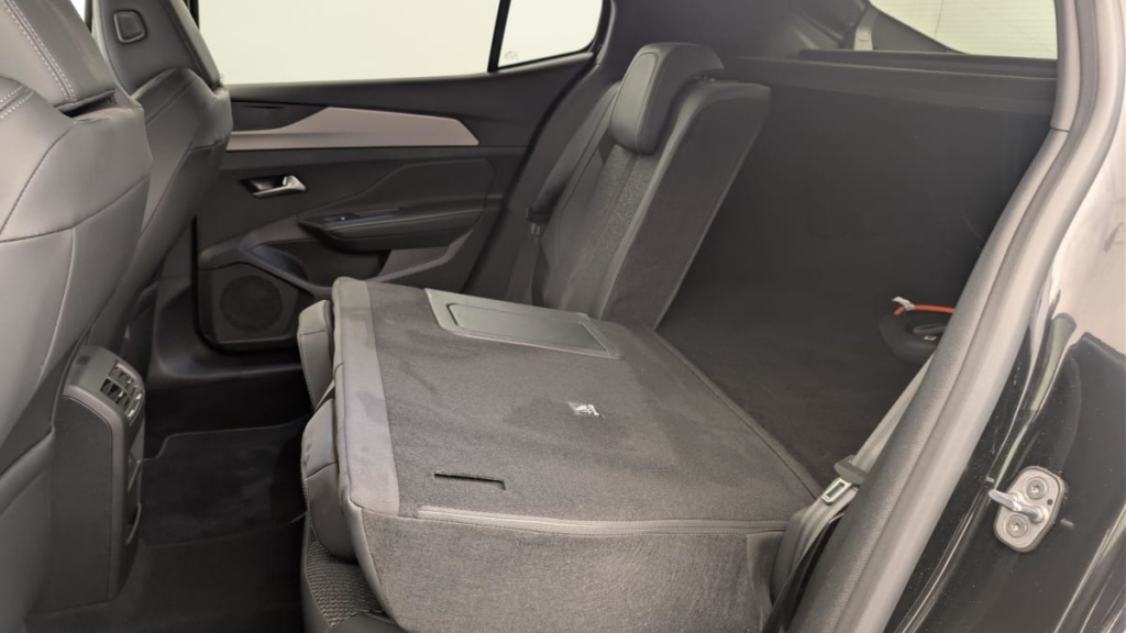 PEUGEOT 408 PHEV 225 e-EAT8 GT - ref: 1-361416 - Photo 12