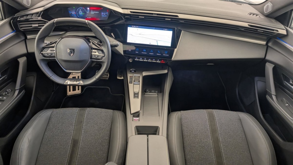 PEUGEOT 408 PHEV 225 e-EAT8 GT - ref: 1-361416 - Photo 13