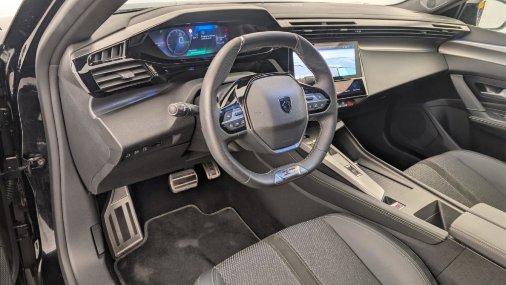 PEUGEOT 408 PHEV 225 e-EAT8 GT - ref: 1-361416 - Photo 15