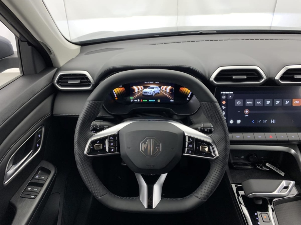 MG ZS 1.5 L Hybrid+ 197 ch Luxury - ref: 1-361703 - Photo 14