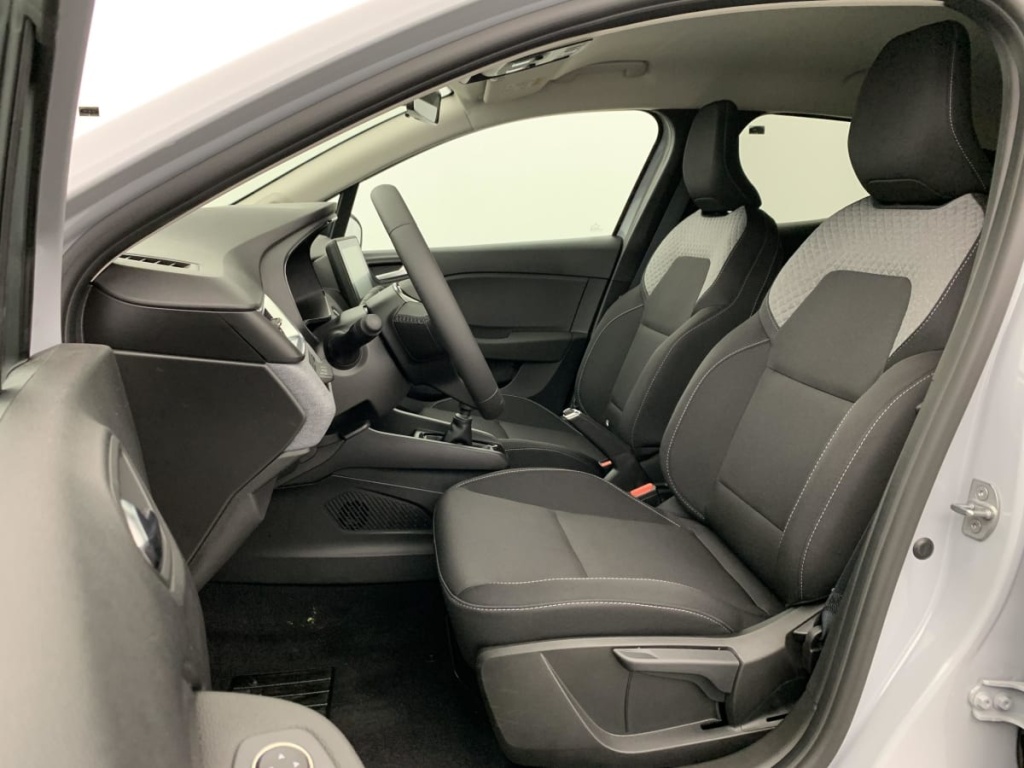 RENAULT Clio BLUE DCI 100 CH GSR2 EVOLUTION - ref: 1-361920 - Photo 16