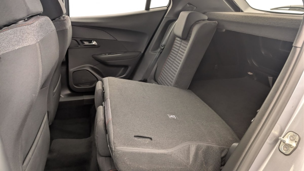 PEUGEOT 2008 PureTech 130 S S EAT8 Active Pack - ref: 1-361999 - Photo 12