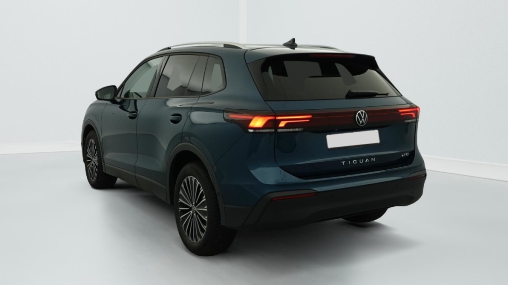 VOLKSWAGEN Tiguan 1.5 ETSI 150CV DSG7 LIFE PLUS - ref: 1-362054 - Photo 5