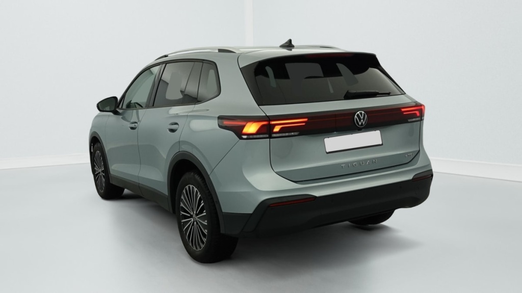 VOLKSWAGEN Tiguan 1.5 ETSI 150CV DSG7 LIFE PLUS - ref: 1-362056 - Photo 5