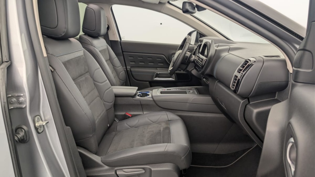 CITROEN C5 Aircross Hybride Rechargeable 225 e-EAT8 Shine - ref: 1-362070 - Photo 9