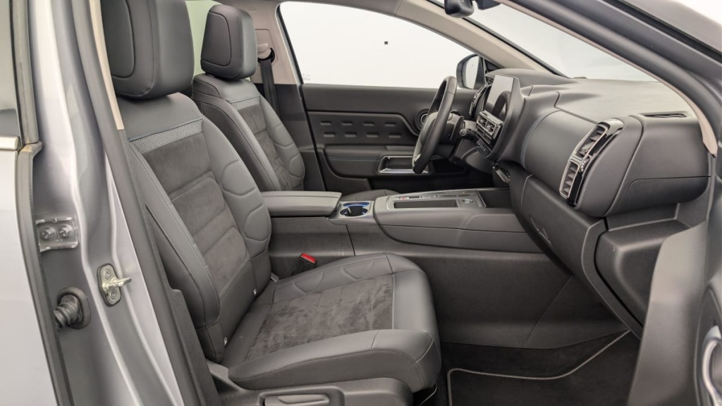 CITROEN C5 Aircross Hybride Rechargeable 225 e-EAT8 Shine - ref: 1-362073 - Photo 9