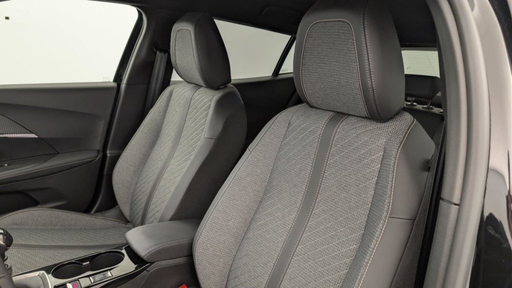 PEUGEOT 2008 100 S S BVM6 Allure - ref: 1-362173 - Photo 16