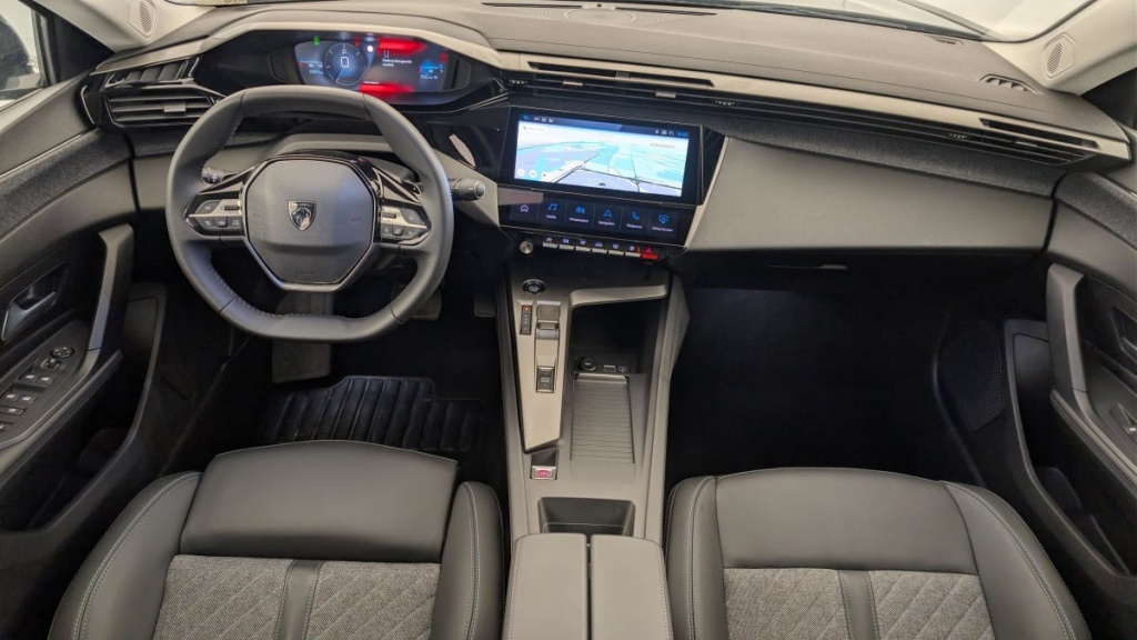 PEUGEOT 408 Hybrid 136 e-DCS6 Allure - ref: 1-362246 - Photo 13