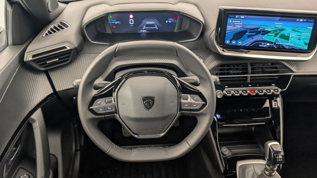 PEUGEOT 2008 100 S S BVM6 Allure - ref: 1-362256 - Photo 14