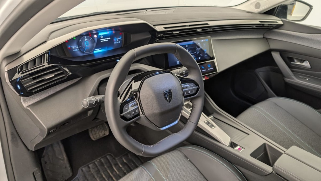 PEUGEOT 308 Hybrid 145 e-DCS6 Allure - ref: 1-362505 - Photo 15