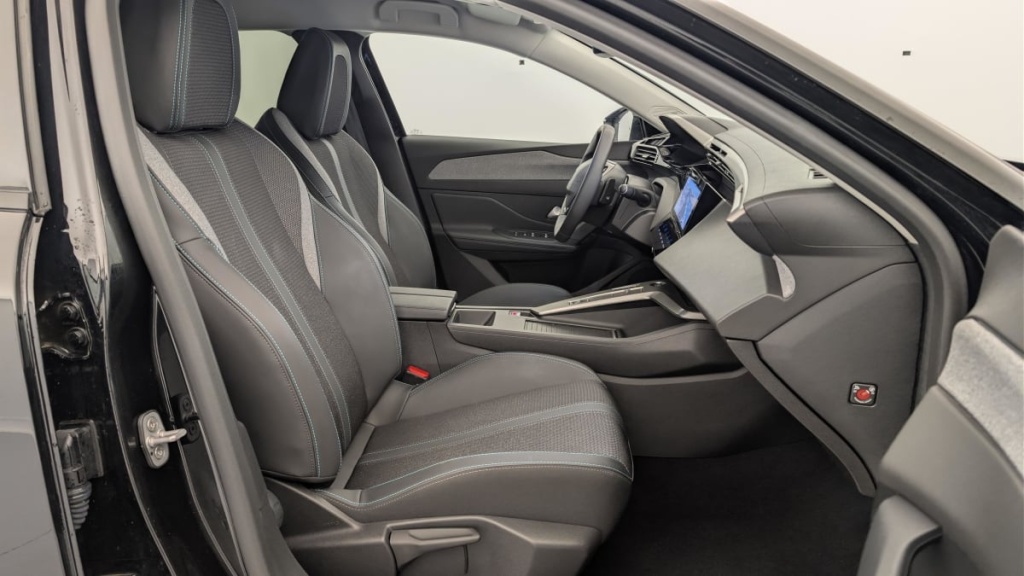 PEUGEOT 308 Hybrid 145 e-DCS6 Allure - ref: 1-362506 - Photo 9