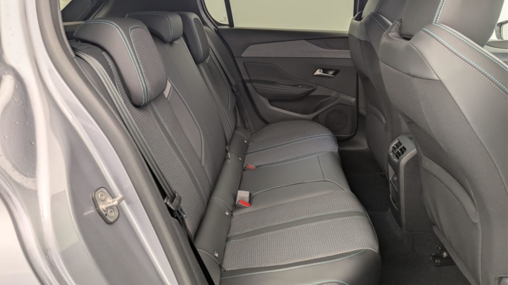 PEUGEOT 308 Hybrid 145 e-DCS6 Allure - ref: 1-362507 - Photo 10