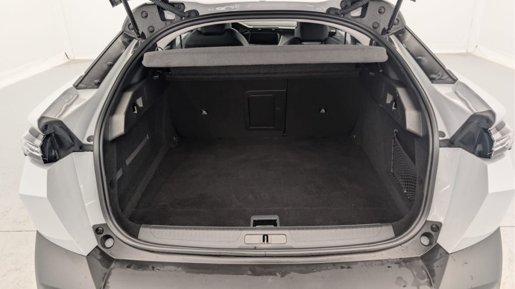 PEUGEOT 408 PHEV 180 e-EAT8 Allure - ref: 1-362566 - Photo 11