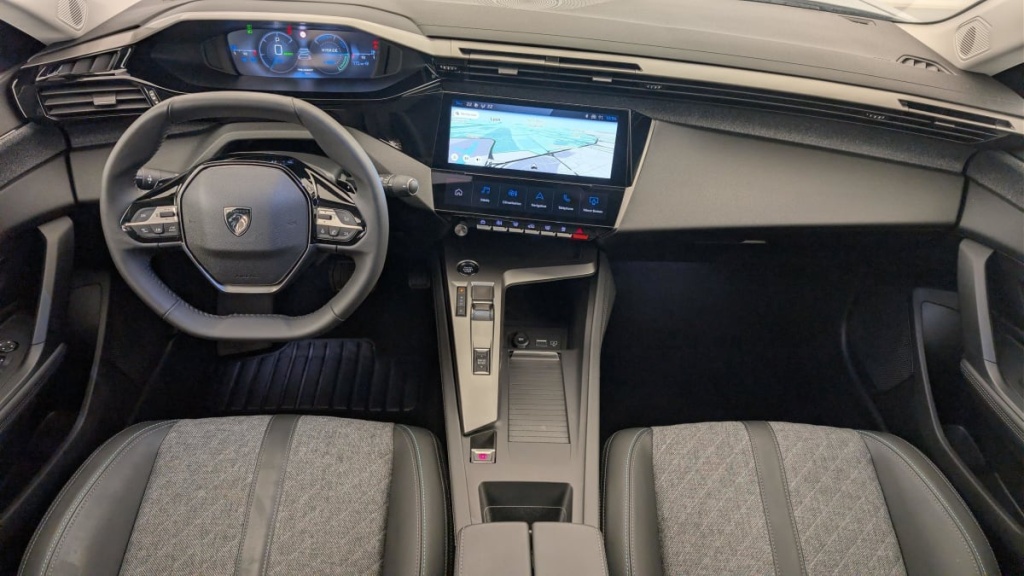 PEUGEOT 408 PHEV 180 e-EAT8 Allure - ref: 1-362566 - Photo 13