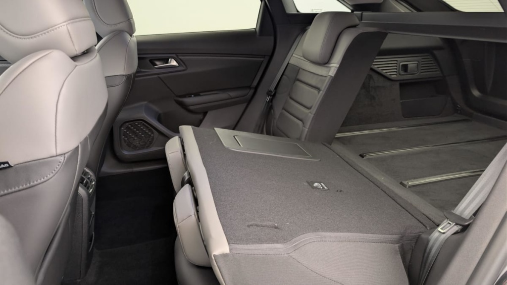 CITROEN C5 X PureTech 130 EAT8 Plus - ref: 1-362666 - Photo 12