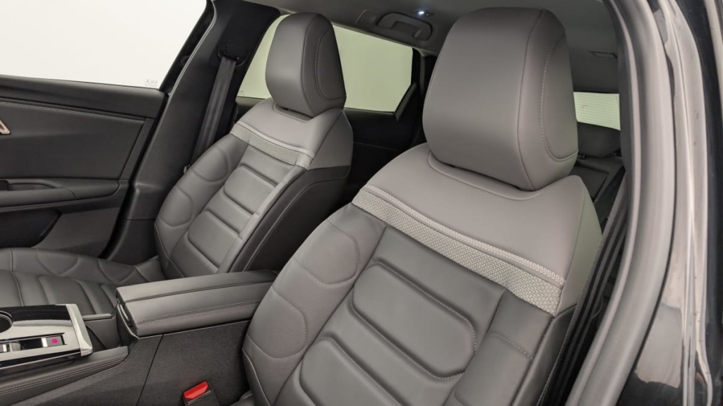 CITROEN C5 X PureTech 130 EAT8 Plus - ref: 1-362666 - Photo 16