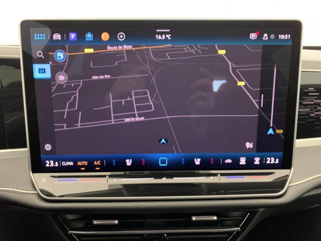 VOLKSWAGEN Passat 1.5 eTSI OPF 150 DSG7 Elegance - ref: 1-362703 - Photo 17