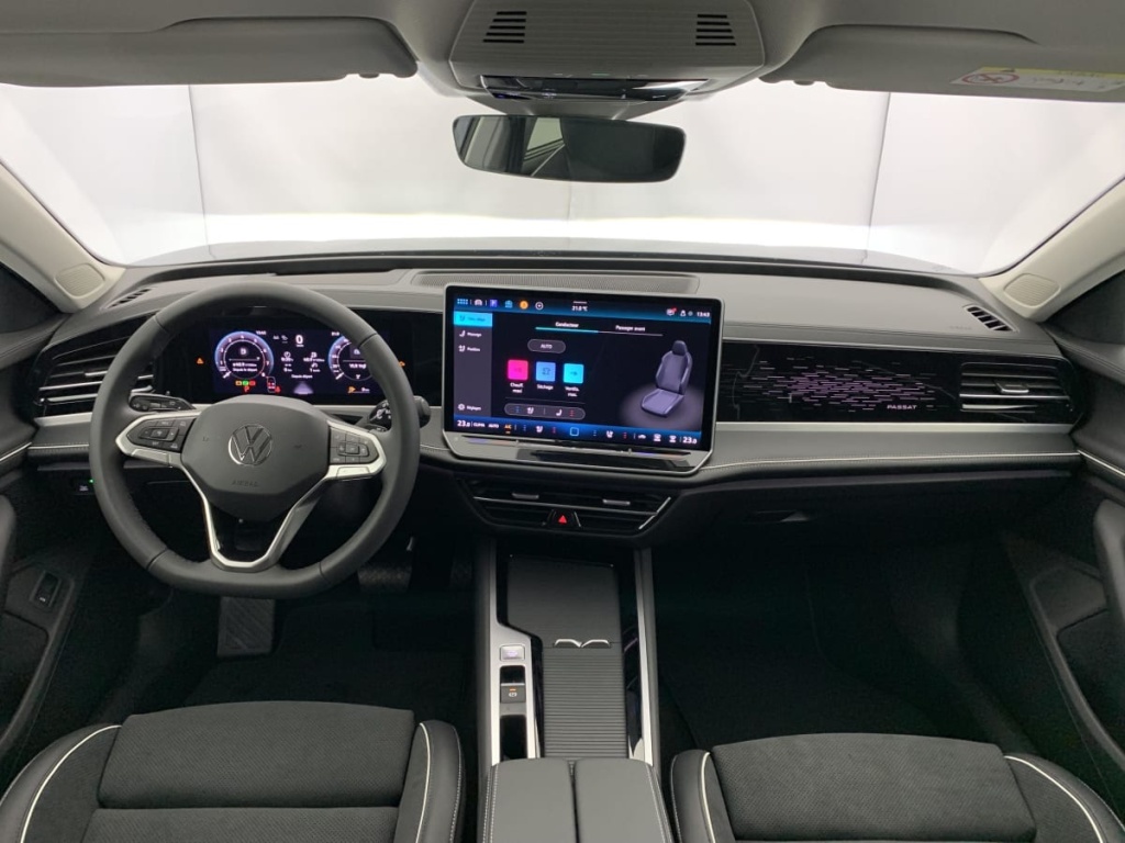 VOLKSWAGEN Passat 1.5 eTSI OPF 150 DSG7 Elegance - ref: 1-362707 - Photo 13