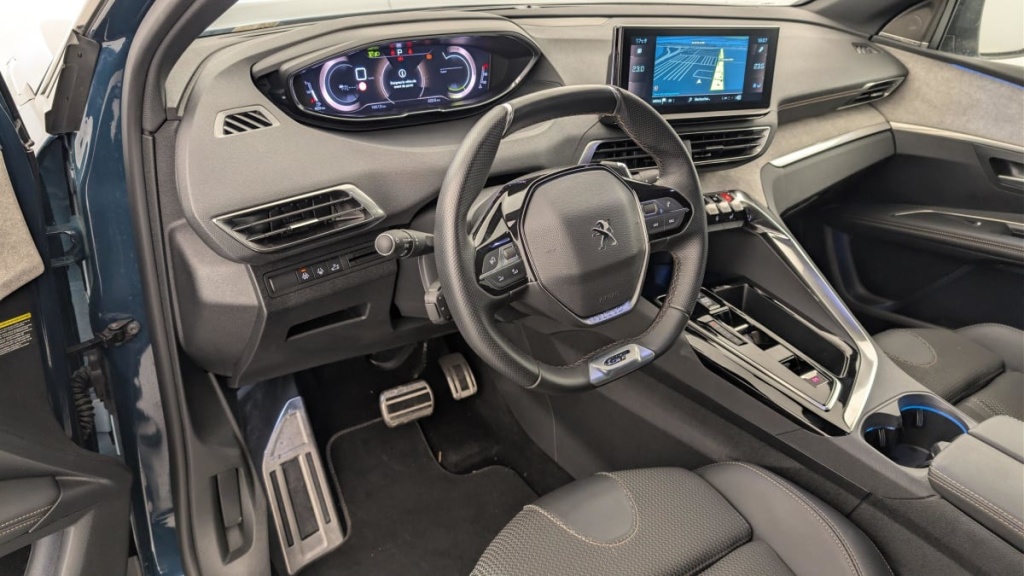 PEUGEOT 3008 Hybrid 136 e-DCS6 GT - ref: 1-362733 - Photo 15