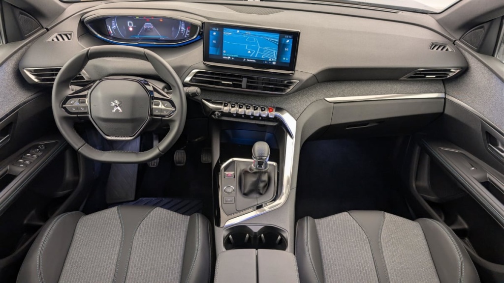 PEUGEOT 5008 PureTech 130ch S S BVM6 Allure Pack - ref: 1-363171 - Photo 13