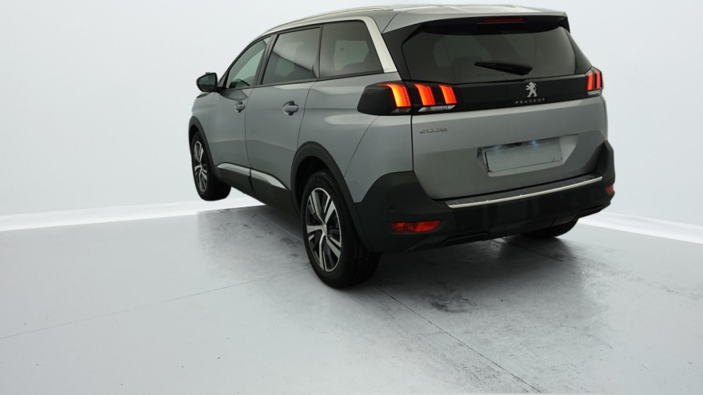 PEUGEOT 5008 PureTech 130ch S S BVM6 Allure Pack - ref: 1-363171 - Photo 5