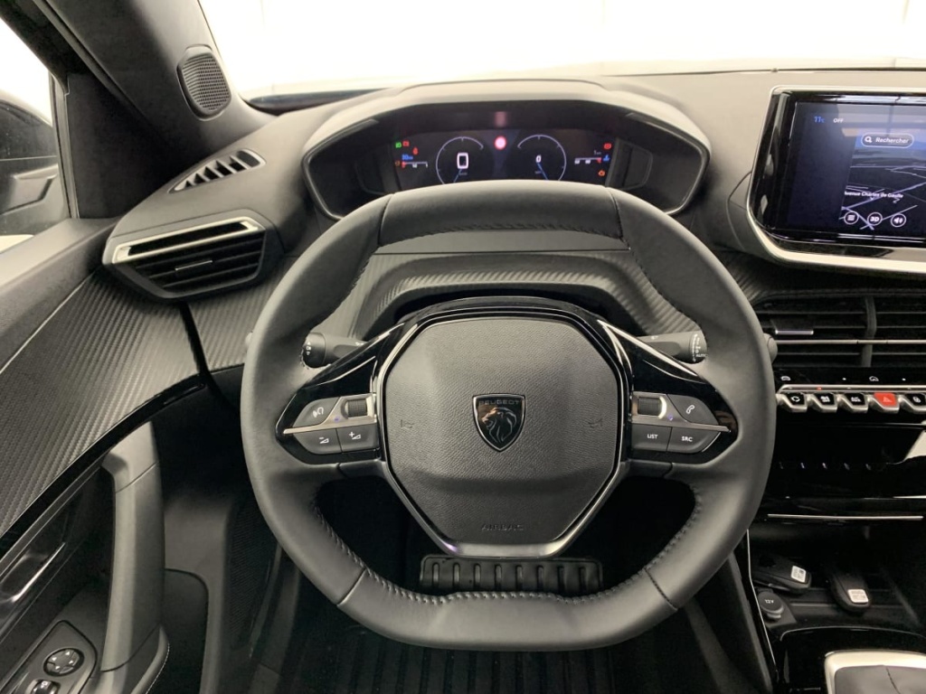 PEUGEOT 2008 100 S S BVM6 Allure - ref: 1-363266 - Photo 14