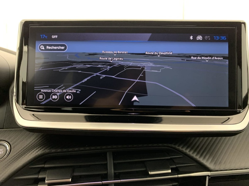 PEUGEOT 2008 Hybrid 145 e-DCS6 Allure - ref: 1-363304 - Photo 17