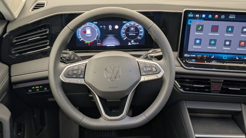 VOLKSWAGEN Tiguan 1.5 eTSI 150CV DSG7 LIFE PLUS - ref: 1-363413 - Photo 14