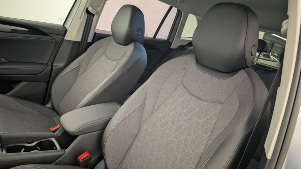 VOLKSWAGEN Tiguan 1.5 eTSI 150CV DSG7 LIFE PLUS - ref: 1-363413 - Photo 16