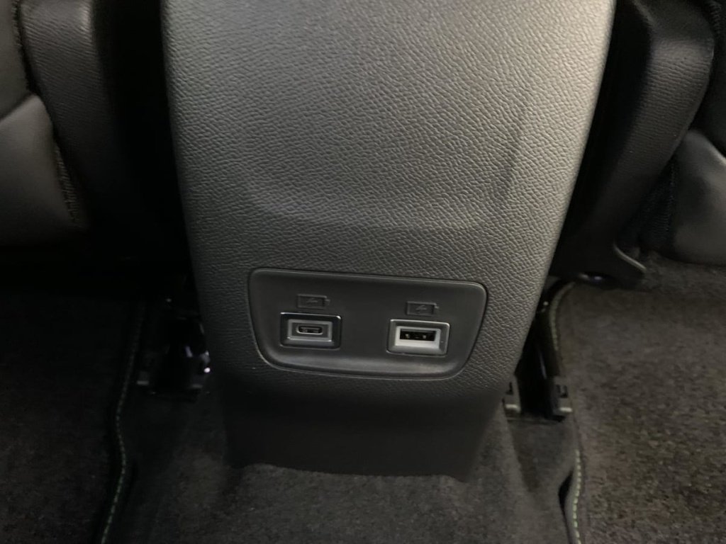 PEUGEOT 2008 Hybrid 145 e-DCS6 GT - ref: 1-363530 - Photo 16