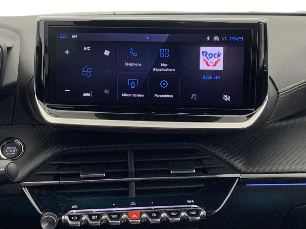 PEUGEOT 2008 Hybrid 145 e-DCS6 GT - ref: 1-363541 - Photo 19