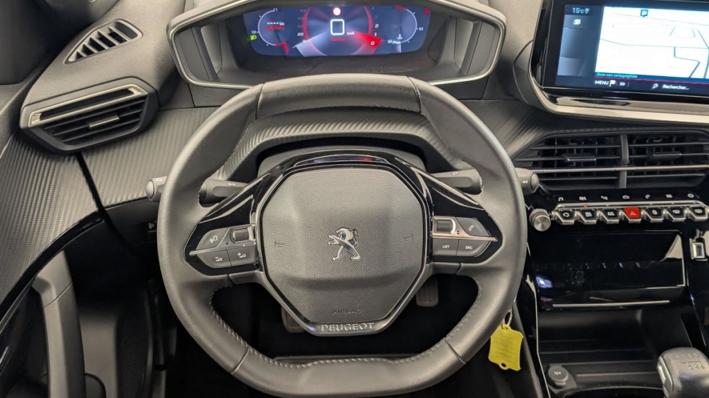 PEUGEOT 2008 PureTech 130 S S BVM6 Allure Pack - ref: 1-363758 - Photo 14