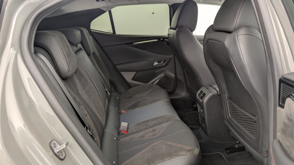 DS DS4 DS4 PureTech 180 EAT8 Performance Line+ - ref: 1-363798 - Photo 10