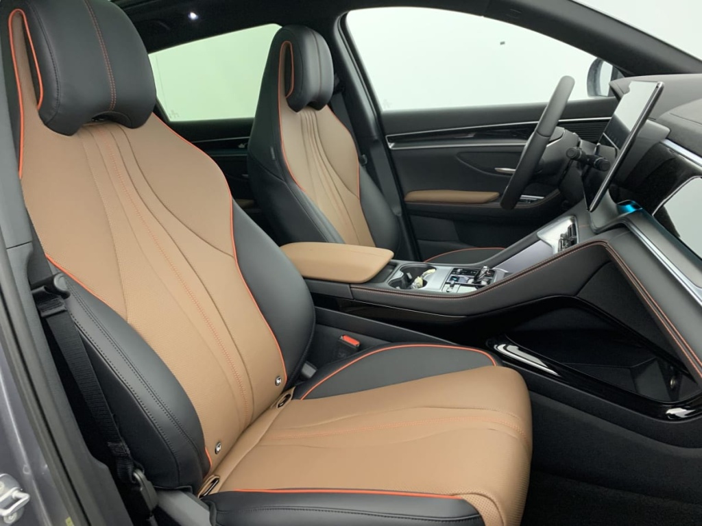 BYD Seal U 1.5l DM-i 218 ch PHEV Boost - ref: 1-364646 - Photo 9