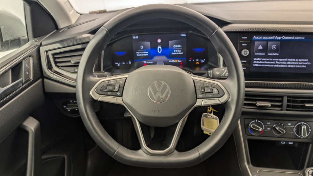 VOLKSWAGEN Polo 1.0 TSI 95 S S BVM5 Life - ref: 1-364682 - Photo 14