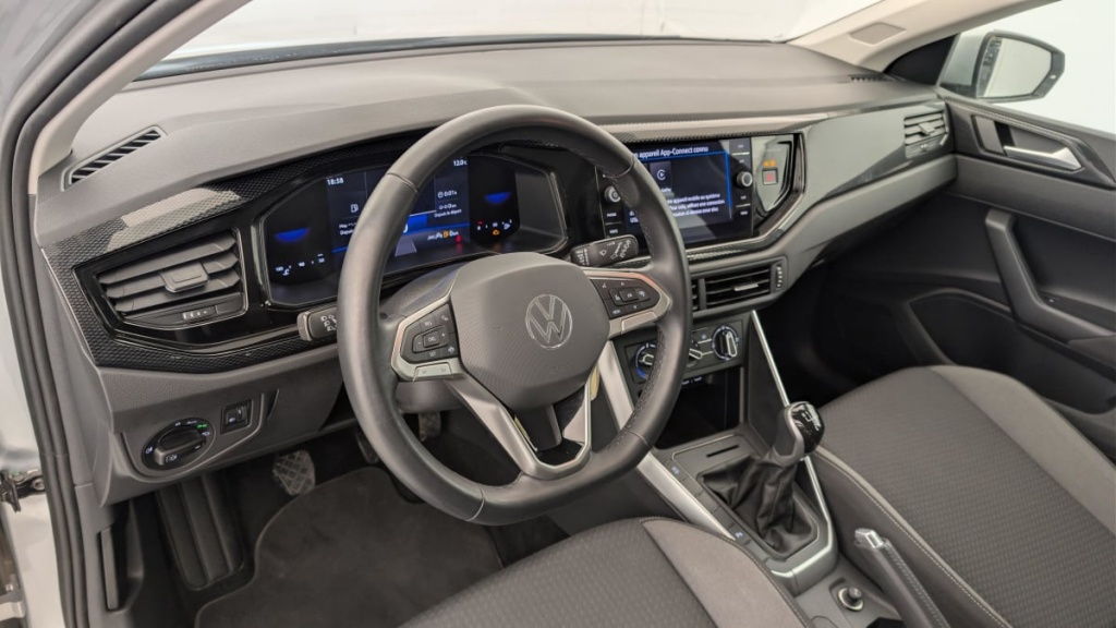 VOLKSWAGEN Polo 1.0 TSI 95 S S BVM5 Life - ref: 1-364682 - Photo 15