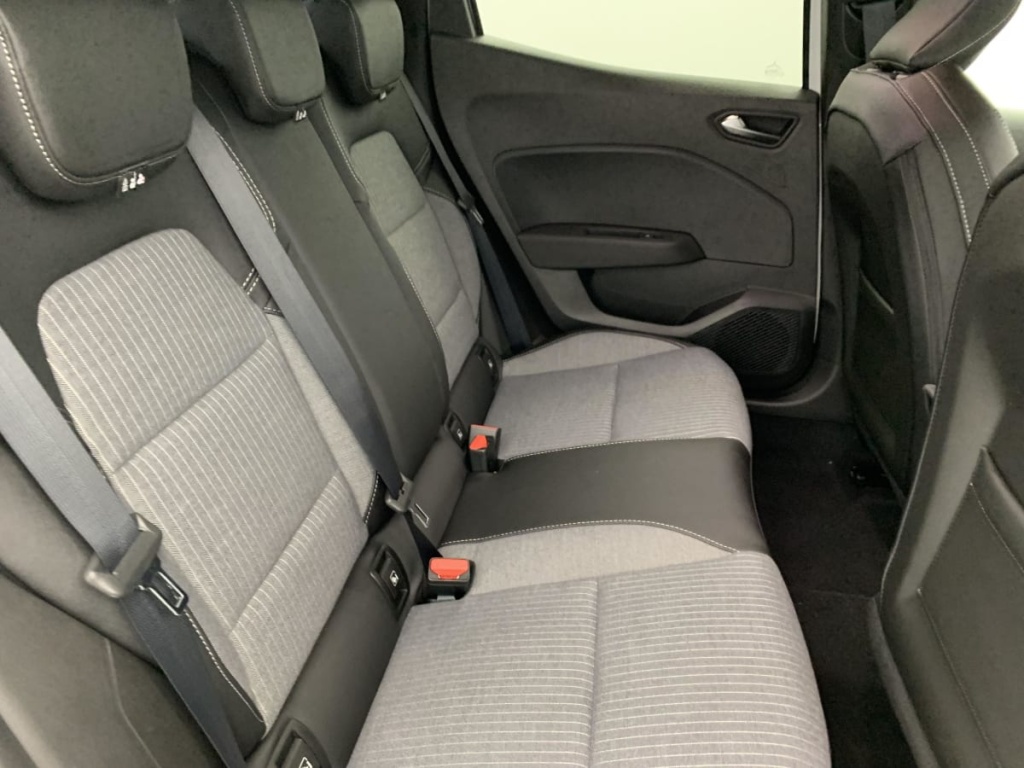 RENAULT Clio TCE 90 CH GSR2 TECHNO - ref: 1-364743 - Photo 10