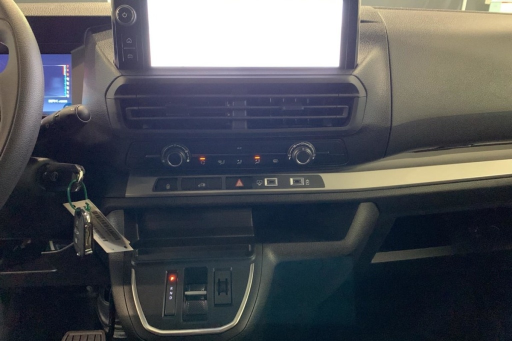 CITROEN Jumpy XL BLUEHDI 145 S S EAT8 - ref: 1-364945 - Photo 17