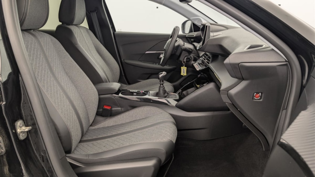 PEUGEOT 208 100 S S BVM6 Allure - ref: 1-365032 - Photo 9