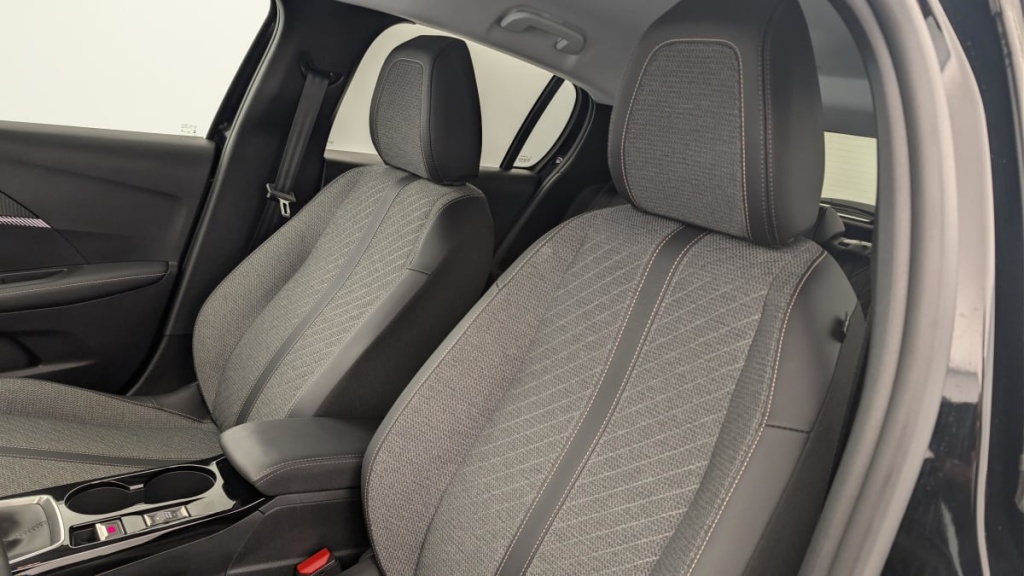 PEUGEOT 208 PureTech 100 S S BVM6 Allure - ref: 1-365042 - Photo 16